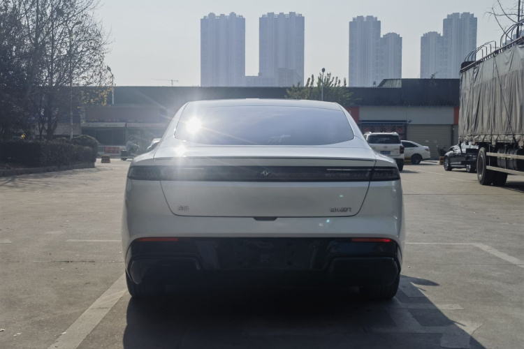 东风奕派 eπ007 2024款 200Pro增程版车身外观6004