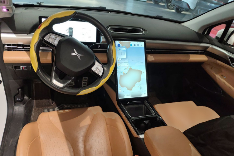 小鹏P5 2021款 460E中控内饰12