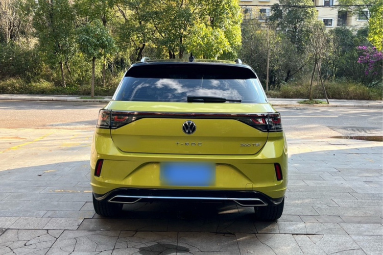 大众 T-ROC探歌 2023款 300TSI DSG两驱星光版车身外观6006