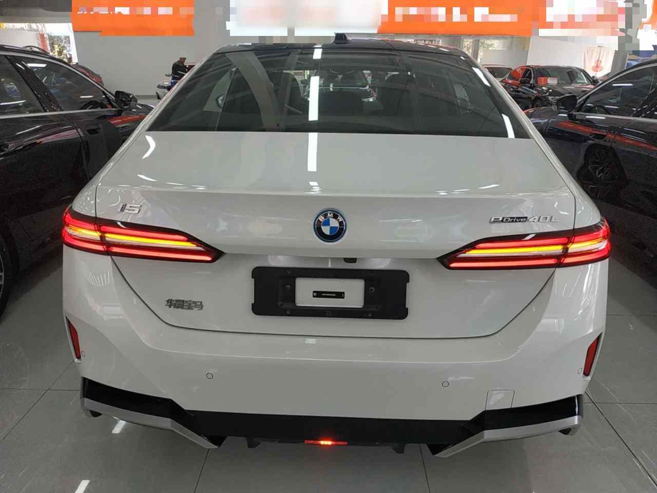 宝马i5 2025款 eDrive 40L M运动套装(3)