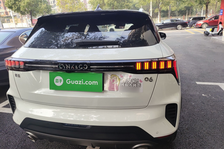 领克06 2023款 Remix 1.5T 劲Halo车身外观6