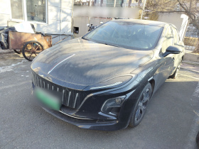 红旗E-QM5 2023款 改款 基础出行版