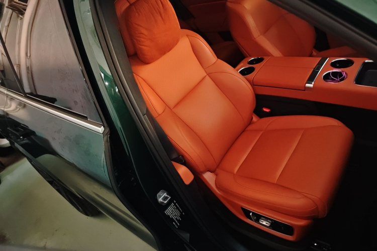 理想汽车 理想L9 2022款 Max局部细节41