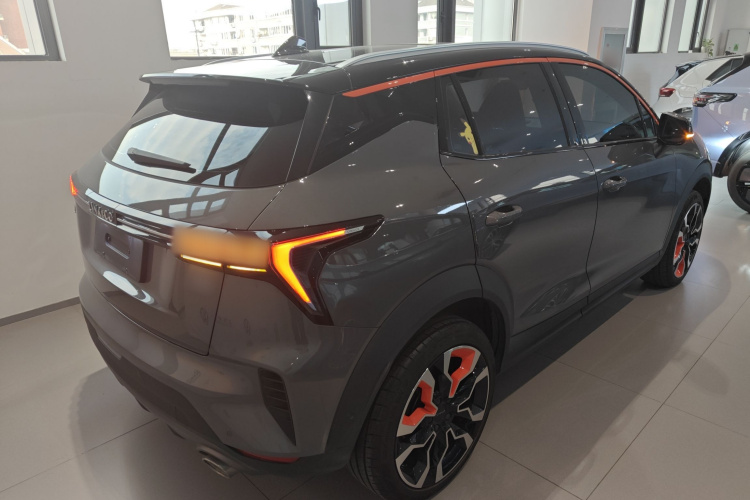 领克06 2020款 1.5T 耀Halo车身外观7