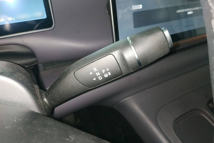 零跑汽车 零跑C10 2024款 210激光雷达版局部细节18