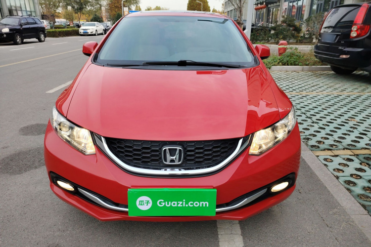 本田 思域 2014款 1.8L 自动舒适版车身外观2