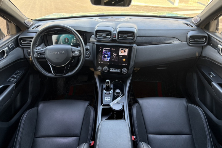 领克03 2021款 1.5TD DCT劲 冠军版中控内饰7002