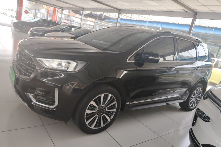 福特 锐界 2021款 PLUS EcoBoost 245 两驱豪锐型 7座车身外观4