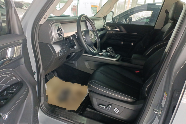 坦克300 2024款 2.0T 征服者中控内饰20