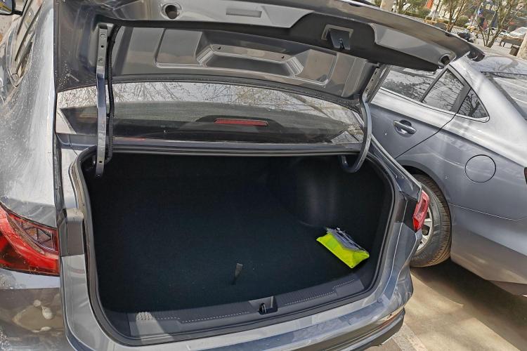 荣威i5 2023款 1.5L CVT豪华版局部细节23