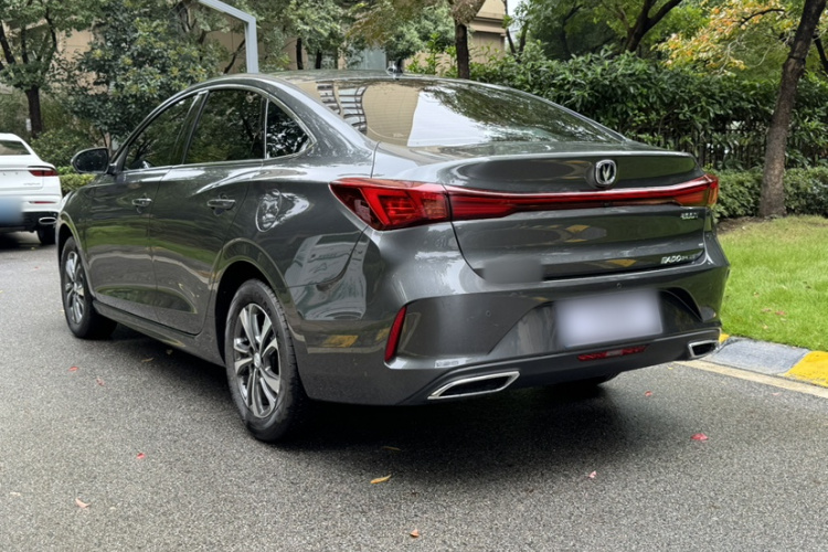 长安 逸动 2024款 PLUS 蓝鲸NE 1.4T GDI DCT高能版车身外观6002