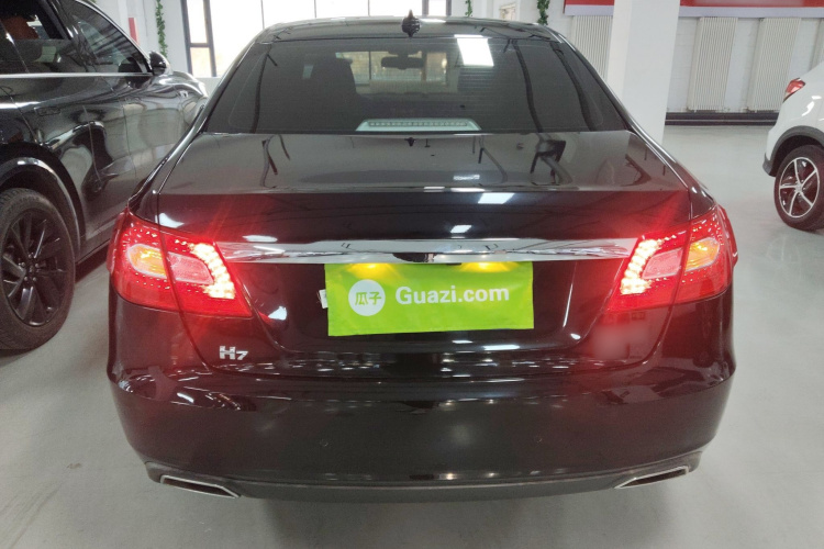 红旗H7 2015款 3.0L 豪华型车身外观6