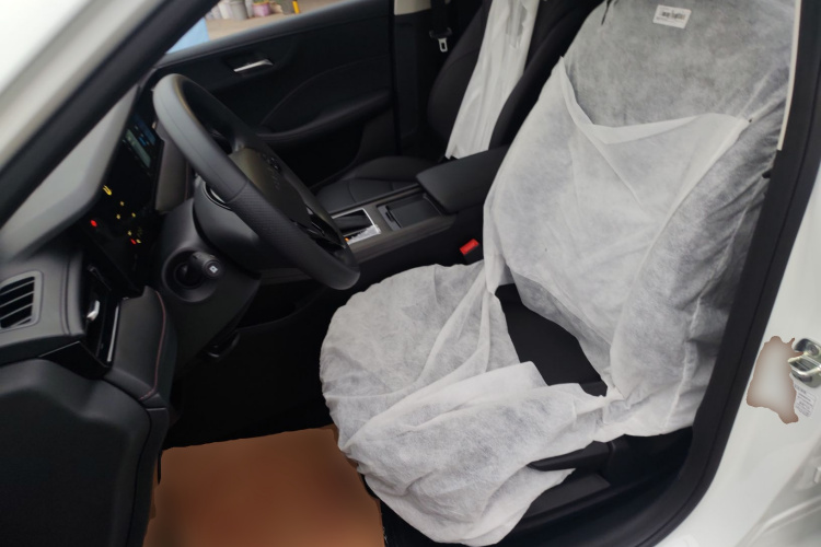 荣威i5 2026款 1.5L CVT豪华版中控内饰19