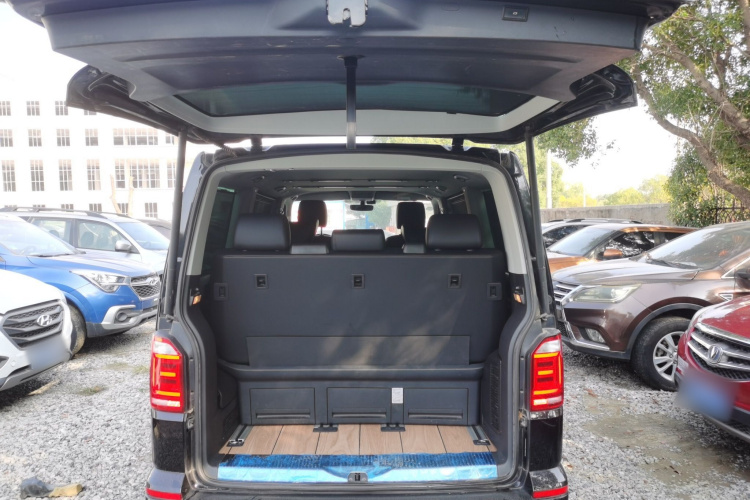 大众 迈特威 2018款 2.0TSI 两驱豪华版 7座局部细节23