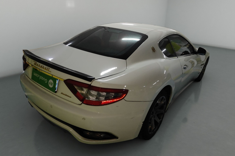 玛莎拉蒂 GranTurismo 2007款 4.2L 标准版车身外观7