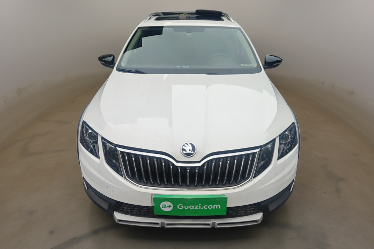 斯柯达 明锐 2018款 旅行车 TSI230 DSG豪华版车身外观2