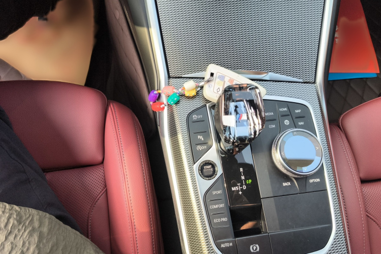 宝马4系 2022款 425i M运动曜夜套装局部细节18