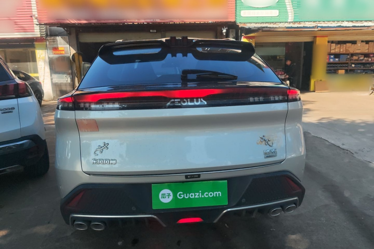 东风风神 皓瀚 2023款 DH-i 1.5T 尊贵版车身外观6