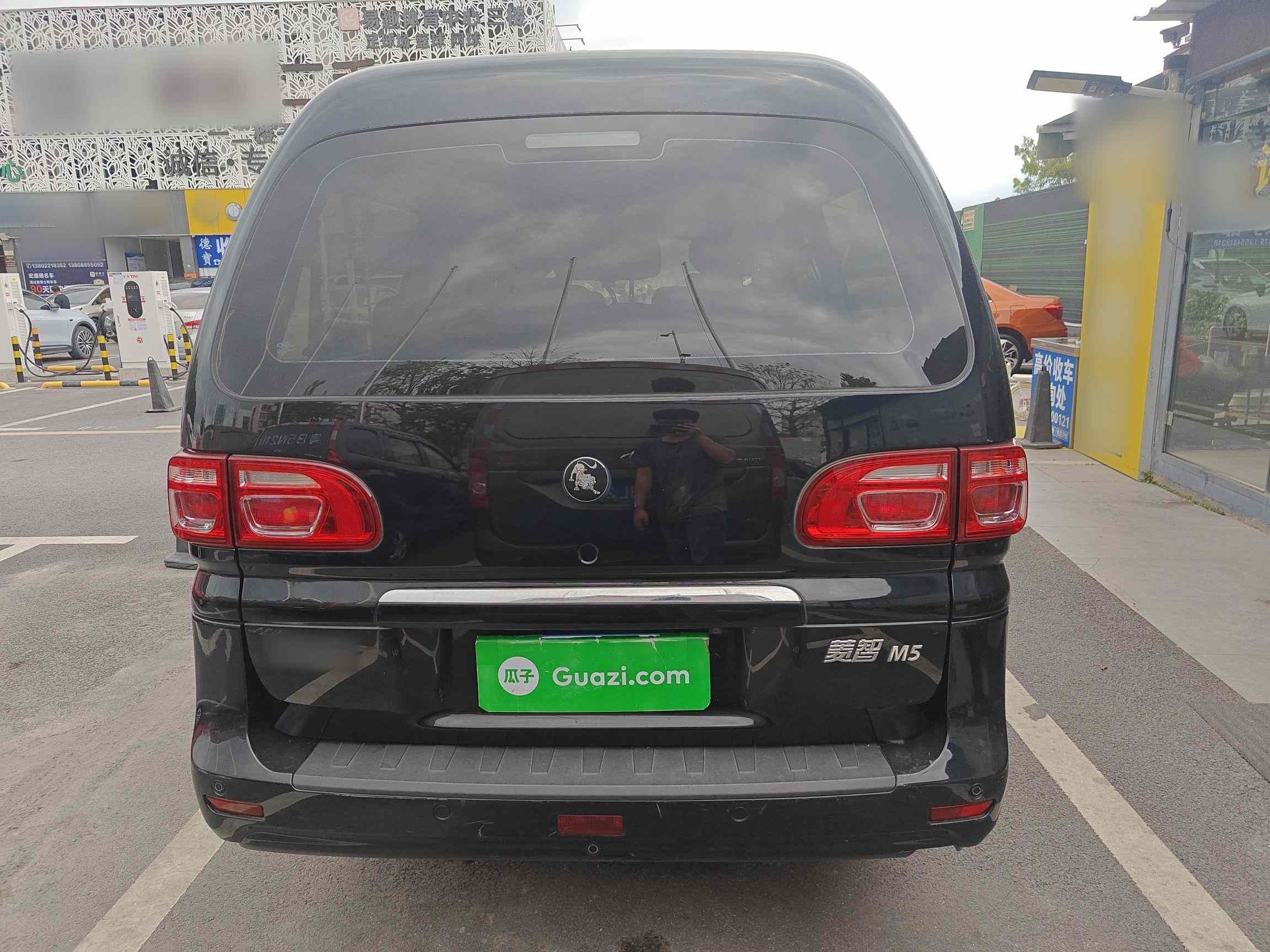东风风行 菱智 2023款 M5L 1.6L 舒适型 7座(3)