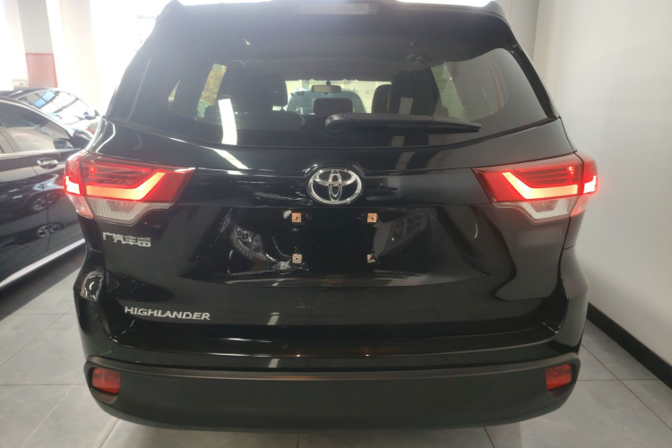 丰田 汉兰达 2018款 2.0T 两驱精英版 5座 国VI车身外观6