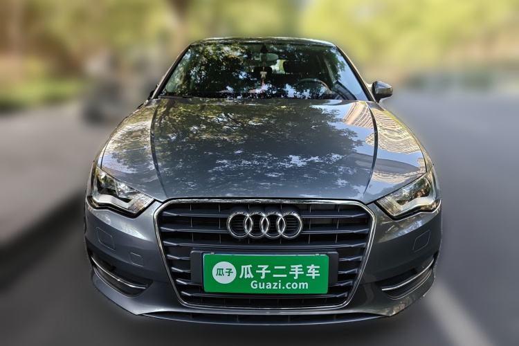 奥迪A3 2014款 Sportback 35 TFSI 自动进取型车身外观2