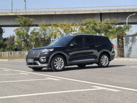 福特 探险者 2020款 EcoBoost 285 四驱钛金版 6座