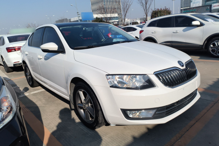 斯柯达 明锐 2016款 1.6L 手动智行版车身外观3