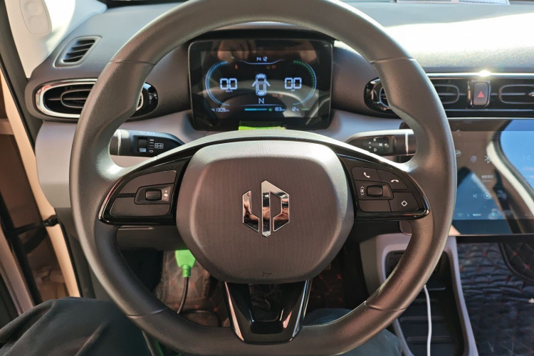 零跑汽车 零跑T03 2021款 400轻享版 磷酸铁锂中控内饰13