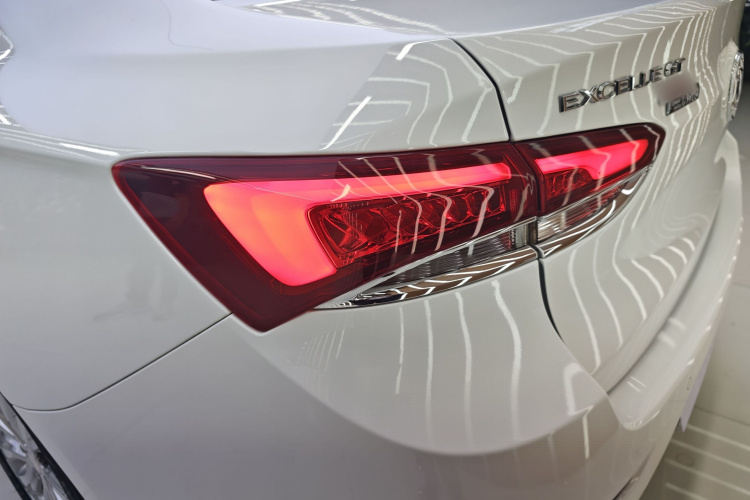 别克 英朗 2021款 改款 典范 1.5L 自动精英型车身外观6005