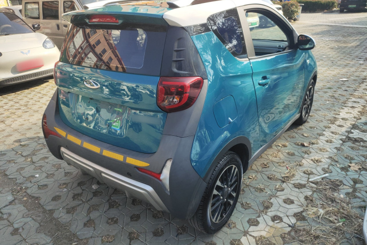 奇瑞 小蚂蚁 2022款 甜粉款 全糖版 磷酸铁锂 29.2kWh 30kW 301km车身外观7