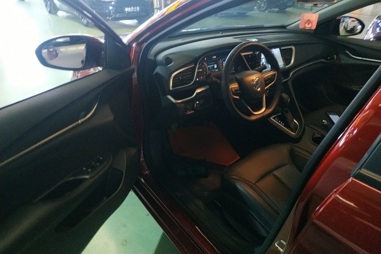 别克 英朗 2021款 改款 典范 1.5L 自动精英型中控内饰7003