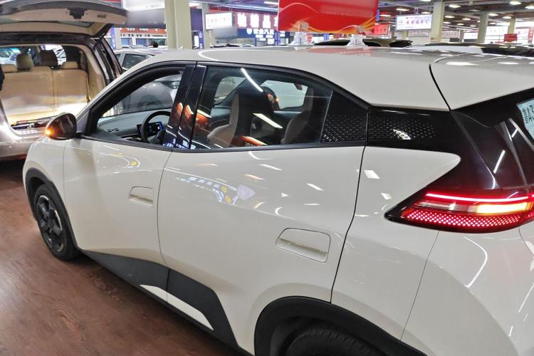 比亚迪 海鸥 2024款 荣耀版 405km 飞翔版车身外观6003