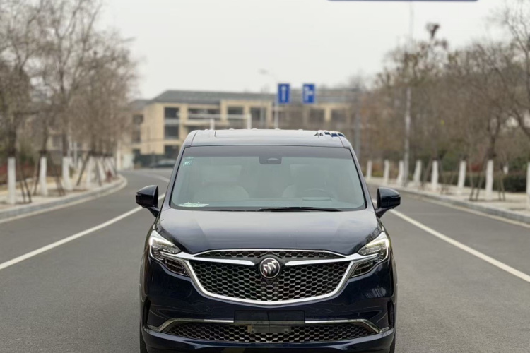 别克GL8 2020款 Avenir艾维亚 四座尊礼版车身外观6001