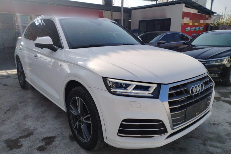 奥迪Q5L 2018款 40 TFSI 荣享时尚型 国V车身外观3