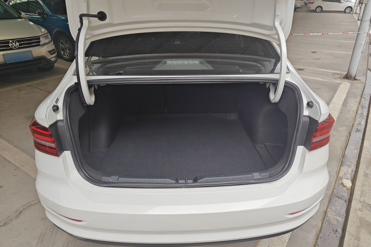 大众 朗逸 2022款 1.5L 自动风尚版中控内饰23