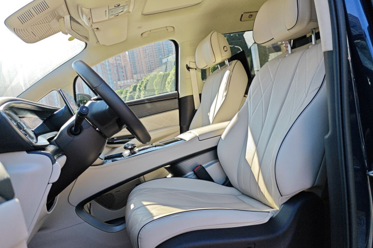 腾势D9 2024款 EV 600 四驱旗舰型中控内饰19