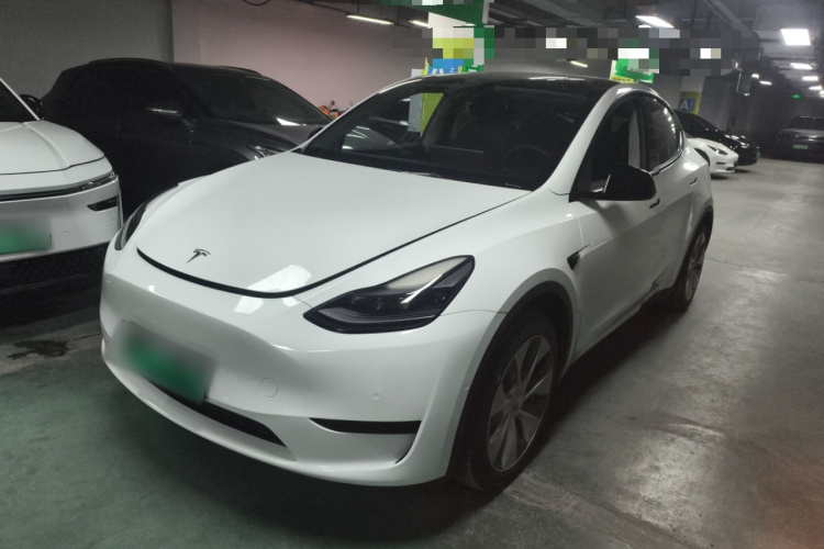特斯拉 Model Y 2022款 后轮驱动版车身外观1