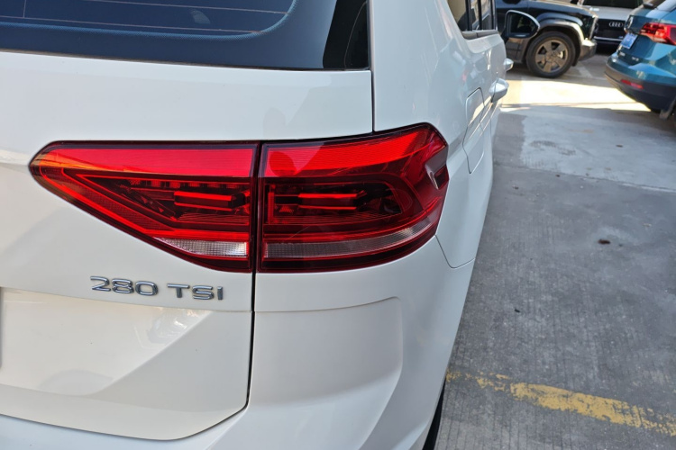 大众 2021款 途安L 280TSI DSG舒适版 7座车身外观6006