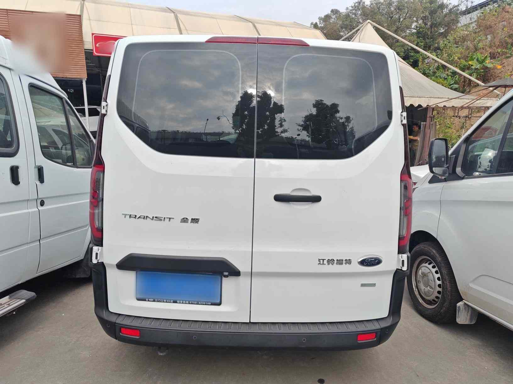 福特 全顺 2023款 2.0T汽油手动多功能商用车短轴低顶5/6座(3)