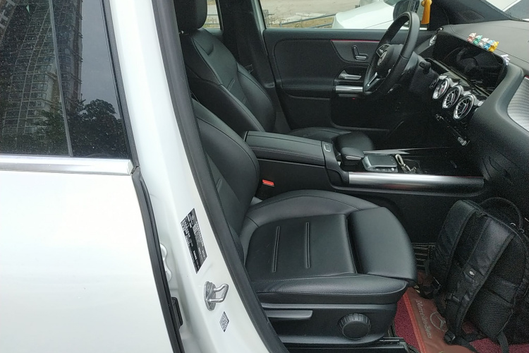 奔驰GLA 2020款 GLA 180局部细节41