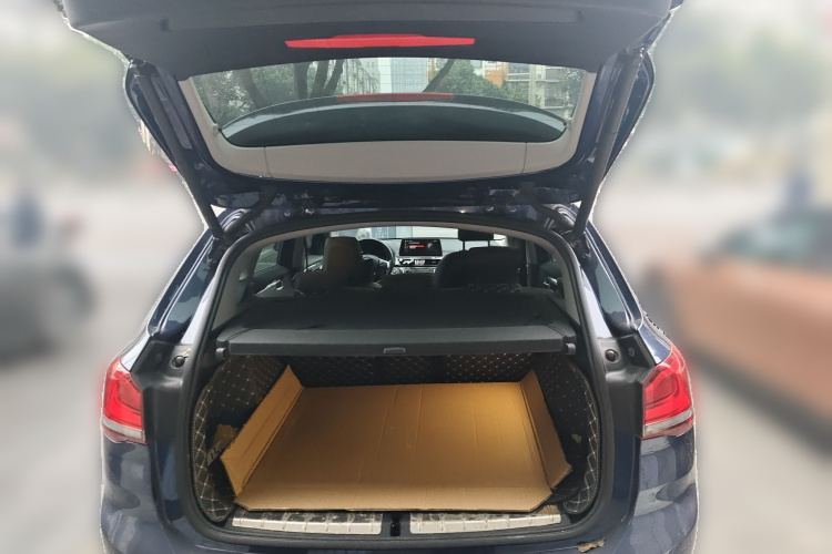 宝马X1 2020款 sDrive25Li 领先型中控内饰23