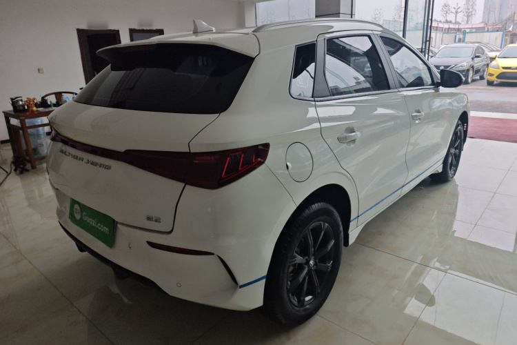 比亚迪e2 2021款 豪华型车身外观7