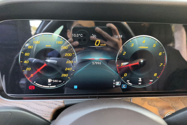 奔驰E级 2021款 改款 E 300 L 时尚型局部细节14