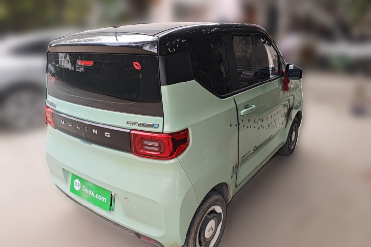 五菱汽车 宏光MINIEV 2021款 马卡龙时尚款 磷酸铁锂车身外观6005