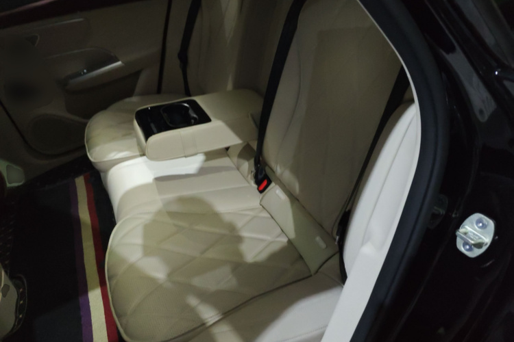 奇瑞风云 风云A9L 2025款 260伯牙奢享版中控内饰7004