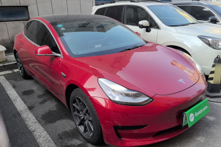 特斯拉 Model 3 2019款 标准续航后驱升级版车身外观3