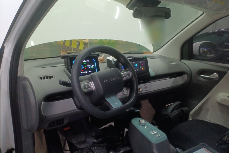 长安启源 长安Lumin 2023款 301km 蜜沁款中控内饰12