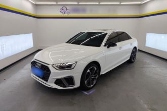 奥迪A4L 2022款 40 TFSI 时尚动感型