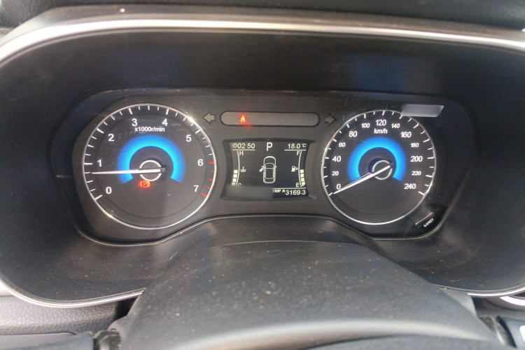 东风风光 风光580 2021款 改款 ☆星版 1.5T 自动豪华型局部细节14