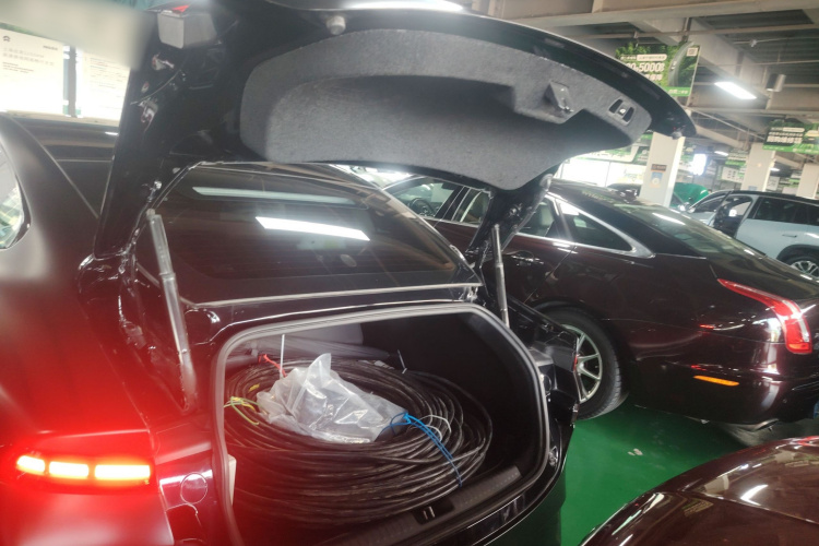 小鹏P7 2022款 625E局部细节23